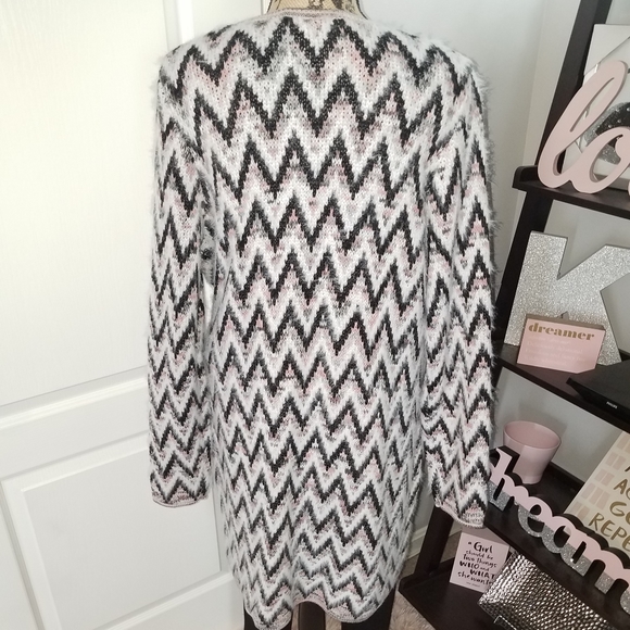 Open Front Sweater - Picture 3 of 4